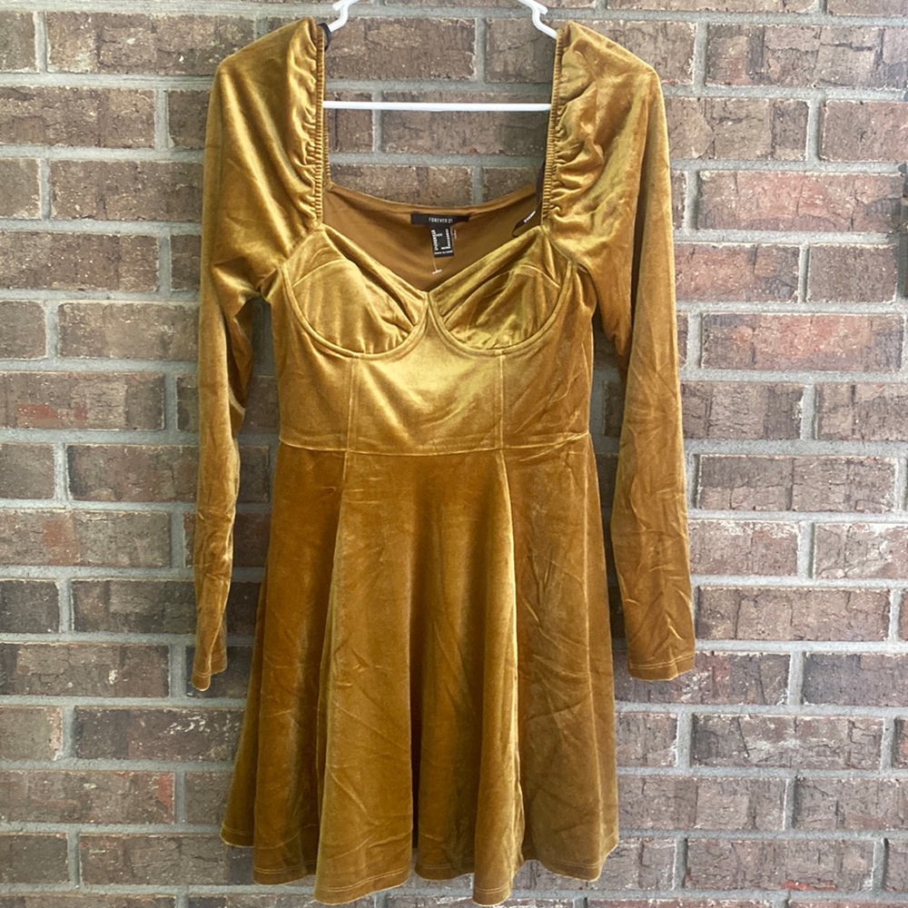 - Foever21 velvet like party dress nwt
